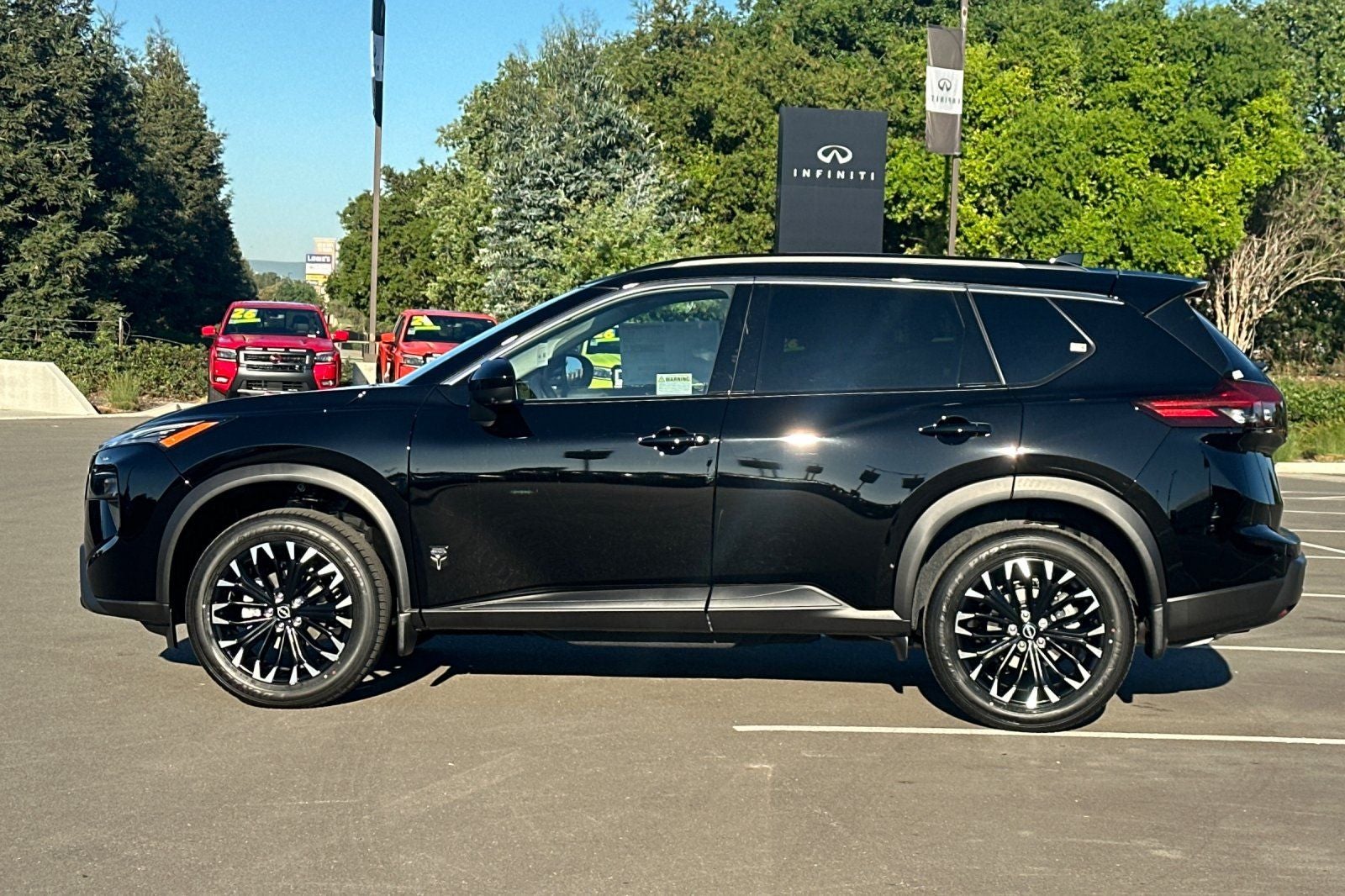 2026 Nissan Rogue Dark Armor