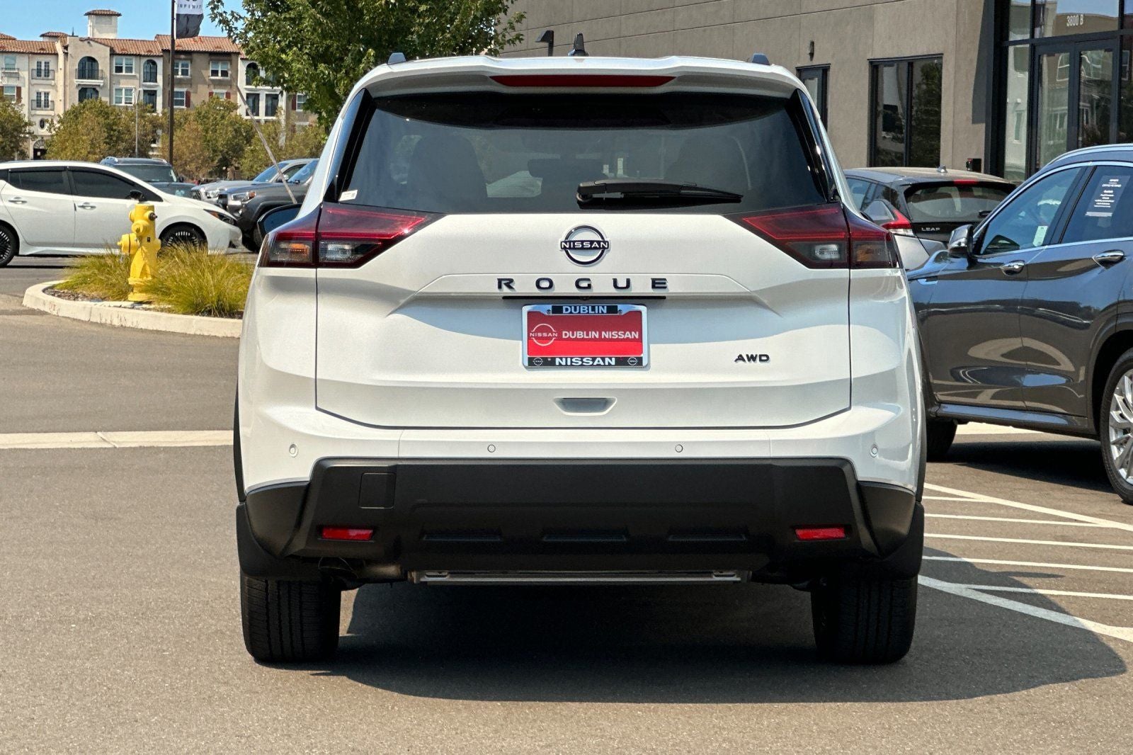 2026 Nissan Rogue Dark Armor