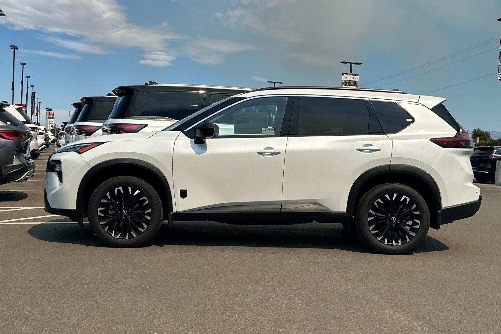 2026 Nissan Rogue Dark Armor