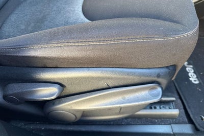 2017 Jeep Cherokee Sport