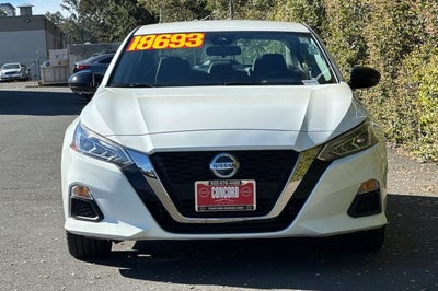 2022 Nissan Altima 2.5 SR SR