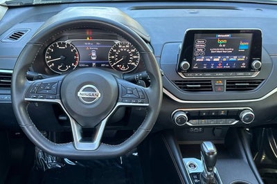 2022 Nissan Altima 2.5 SR SR