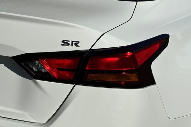 2022 Nissan Altima 2.5 SR SR
