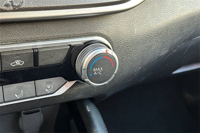 2023 Nissan Altima 2.5 SR SR