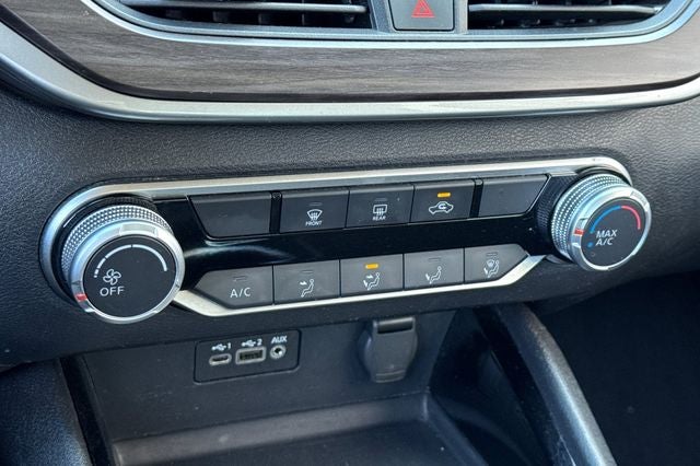 2024 Nissan Altima 2.5 SV SV