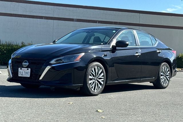 2024 Nissan Altima 2.5 SV SV