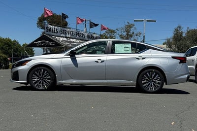 2026 Nissan Altima SV