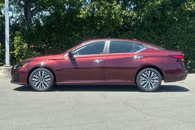 2025 Nissan Altima 2.5 SV 2.5 SV
