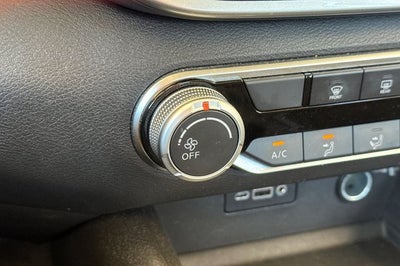 2025 Nissan Altima 2.5 SV SV
