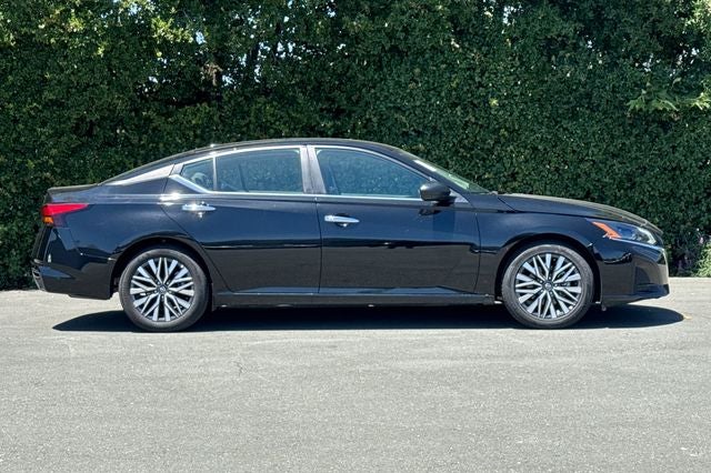 2025 Nissan Altima 2.5 SV SV