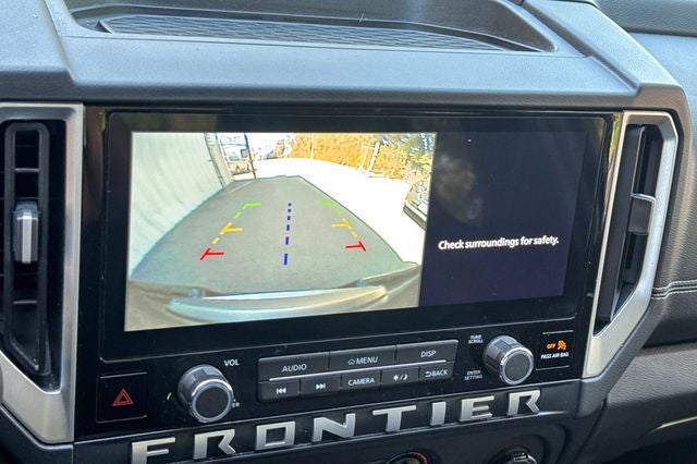 2025 Nissan Frontier SV