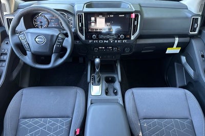 2026 Nissan Frontier Crew Cab SV