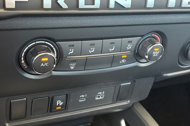 2026 Nissan Frontier Crew Cab SV