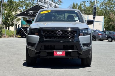 2026 Nissan Frontier Crew Cab SV