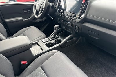2026 Nissan Frontier Crew Cab SV