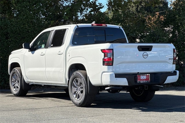 2026 Nissan Frontier Crew Cab SV