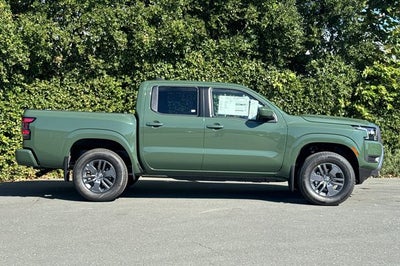 2026 Nissan Frontier Crew Cab SV