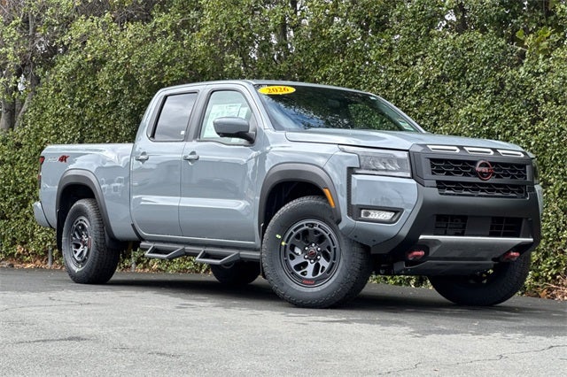 2026 Nissan Frontier Crew Cab PRO-4X® Long Bed