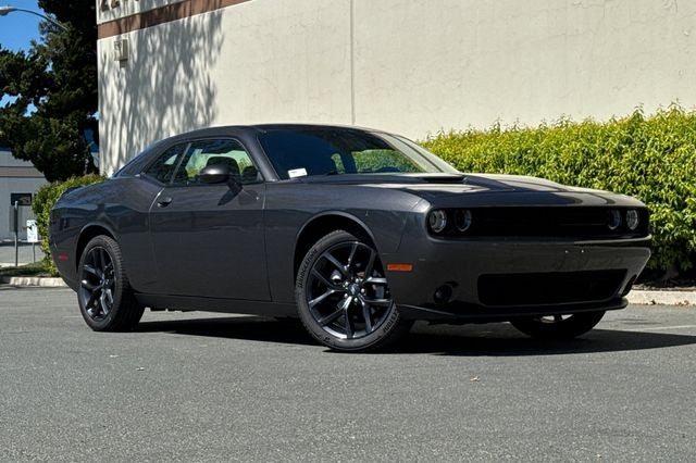 2021 Dodge Challenger SXT BLACKTOP PKG