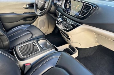 2023 Chrysler Pacifica Touring L TOURING L