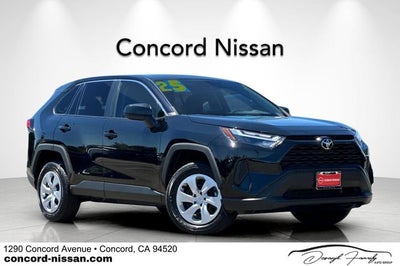 2025 Toyota RAV4 LE