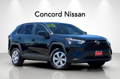 2025 Toyota RAV4 LE