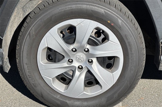 2024 Toyota RAV4 LE LE AWD