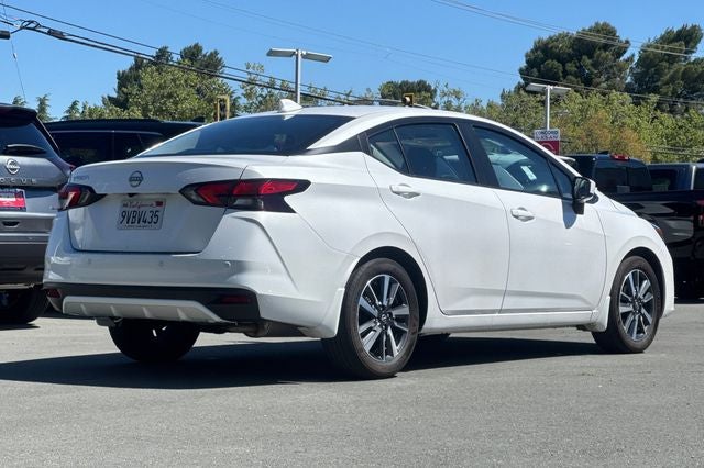 2025 Nissan Versa 1.6 SV