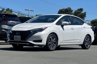 2025 Nissan Versa 1.6 SV