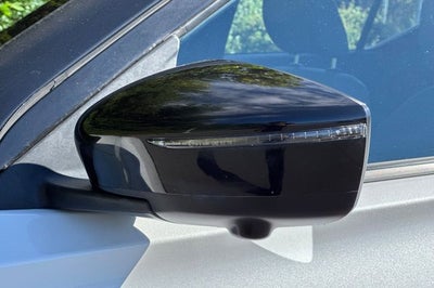 2024 Nissan Kicks SR SR PREMIUM PKG