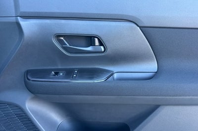 2027 Nissan Kicks S