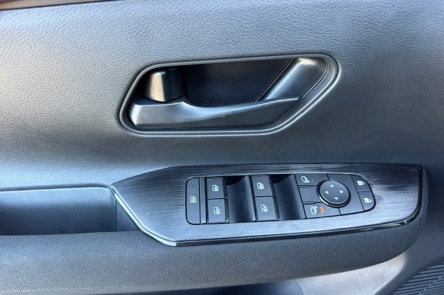 2027 Nissan Kicks S