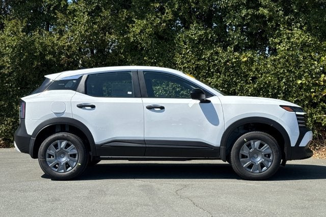 2027 Nissan Kicks S