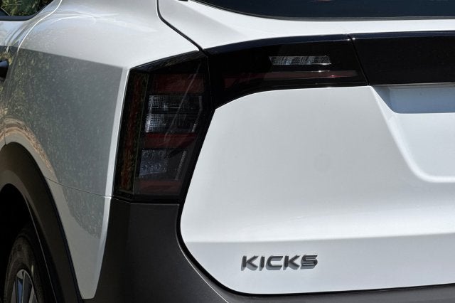 2027 Nissan Kicks S