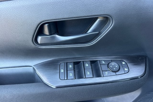 2027 Nissan Kicks S