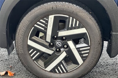 2025 Nissan Kicks SV