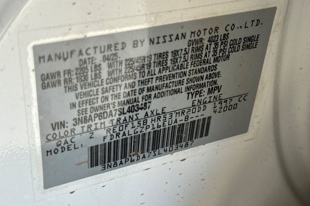 2025 Nissan Kicks SR