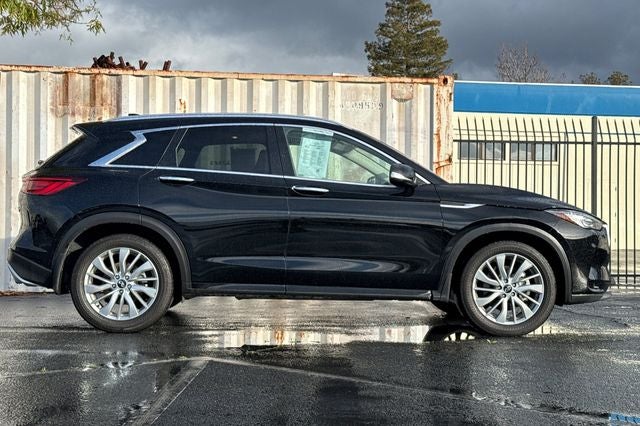 2023 INFINITI QX50 LUXE LUXE