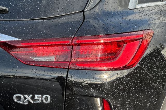 2023 INFINITI QX50 LUXE LUXE