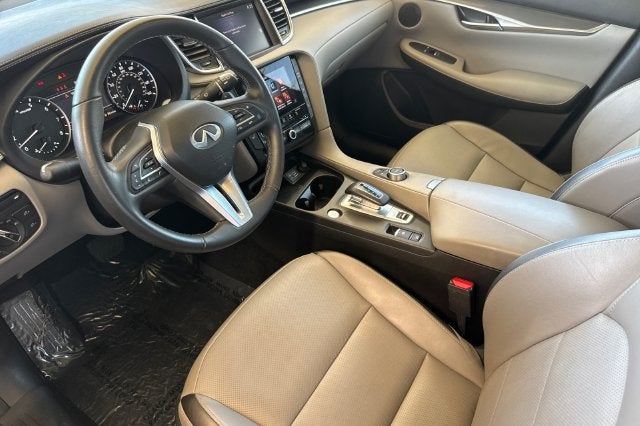 2025 INFINITI QX50 LUXE