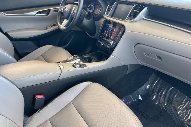 2025 INFINITI QX50 LUXE