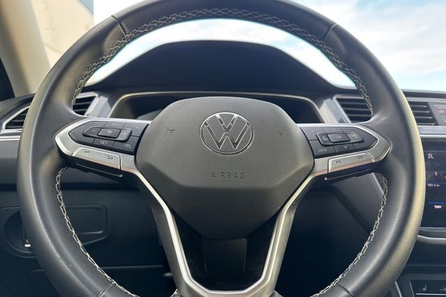2024 Volkswagen Tiguan 2.0T SE SE