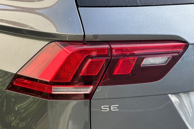 2024 Volkswagen Tiguan 2.0T SE SE