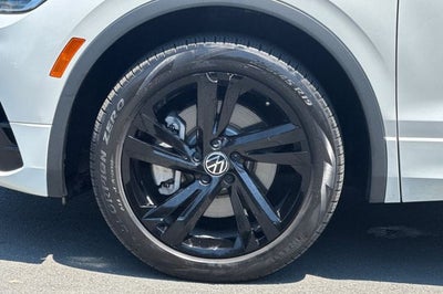 2023 Volkswagen Tiguan 2.0T SE R-Line Black SE R-LINE