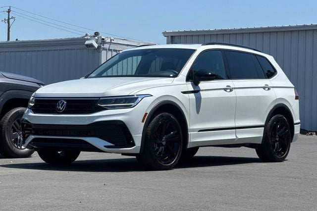 2023 Volkswagen Tiguan 2.0T SE R-Line Black SE R-LINE