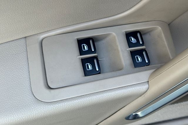 2019 Volkswagen Beetle Convertible 2.0T S