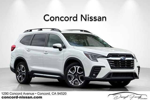 2023 Subaru Ascent Limited 8 Passenger's photo