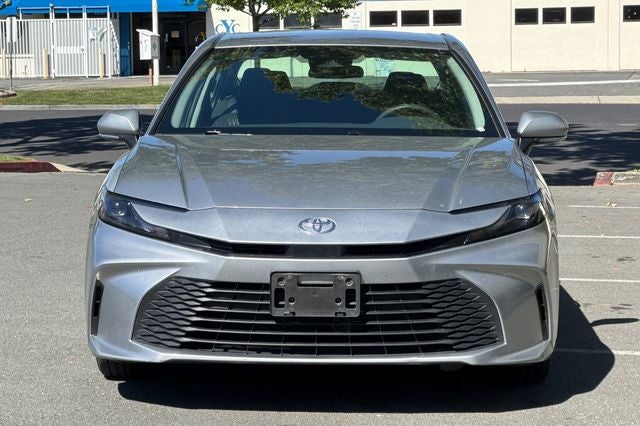 2025 Toyota Camry LE LE HYBRID