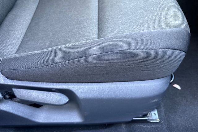 2025 Toyota Camry LE LE HYBRID