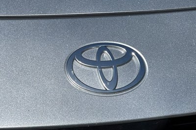 2025 Toyota Camry LE LE HYBRID